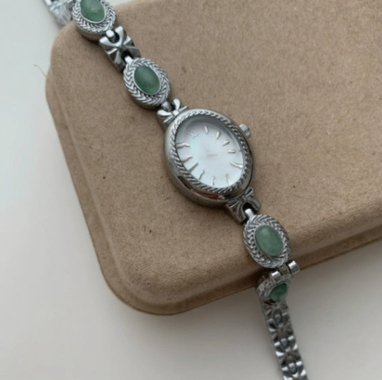 Green Jade Exquisite Niche Fashion Ladies Quartz Watch
