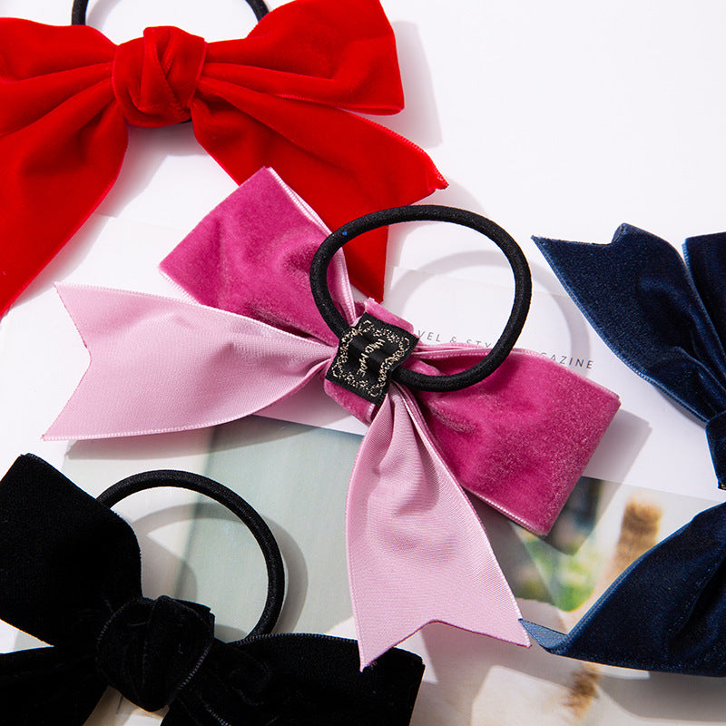 Vintage velvet bow hairpin