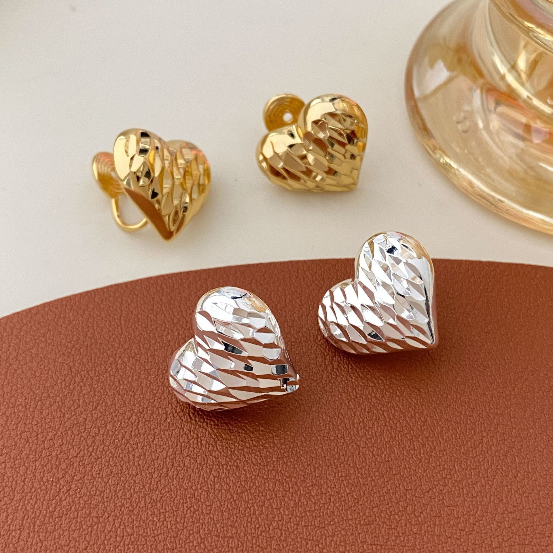 Simple And Elegant Irregular Heart-shaped Ear Clips