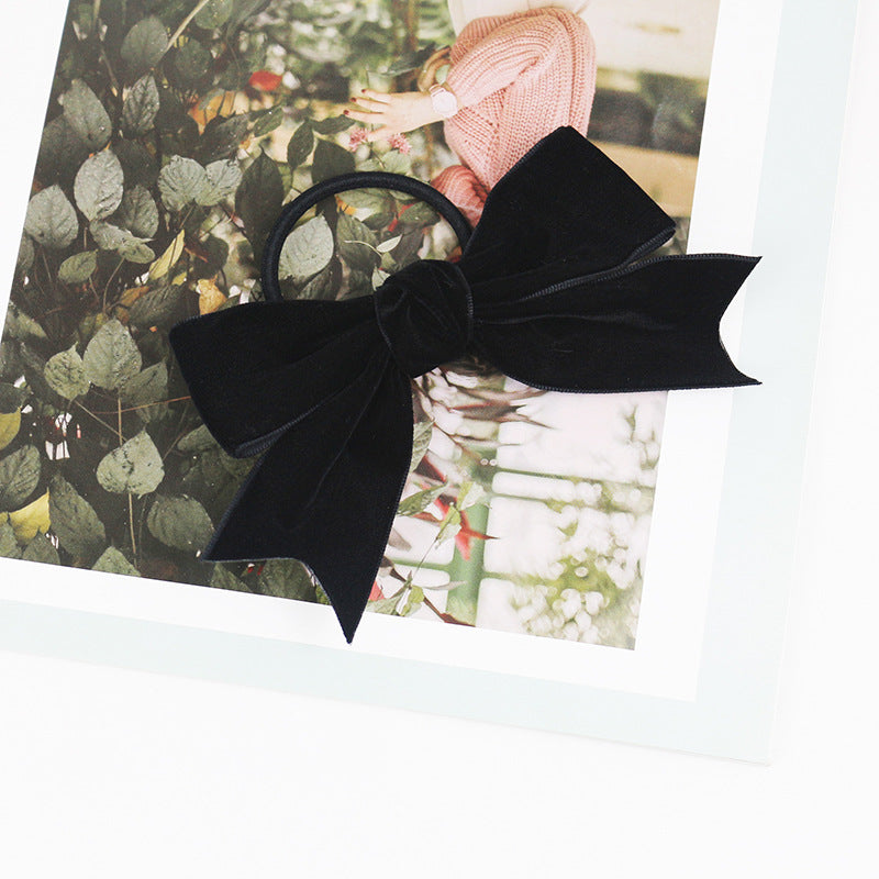 Vintage velvet bow hairpin