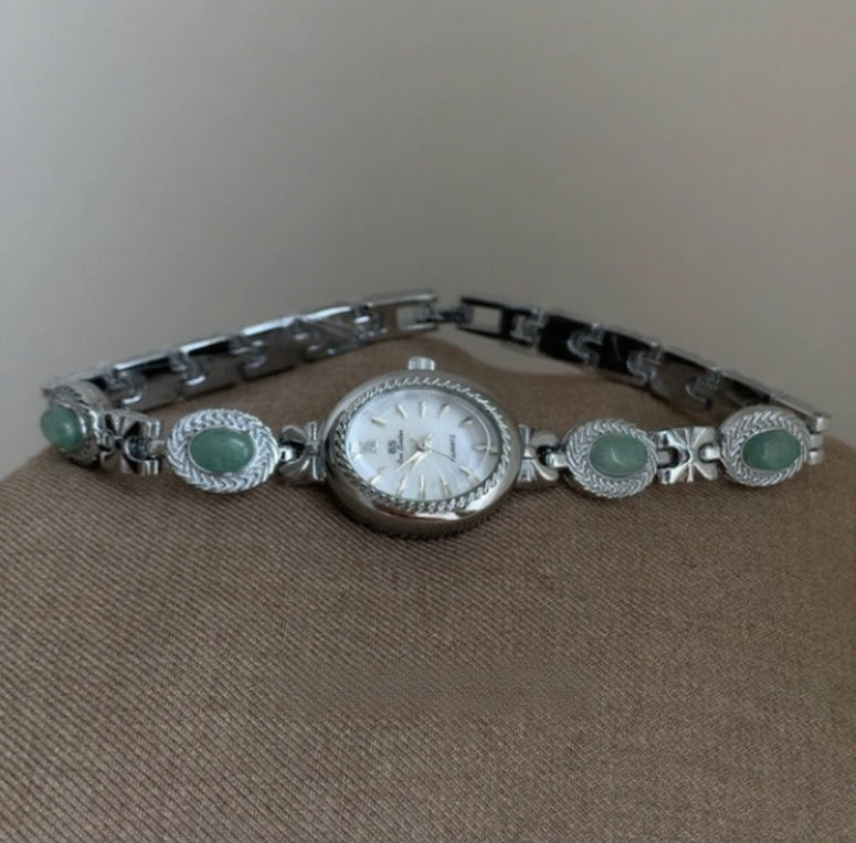 Green Jade Exquisite Niche Fashion Ladies Quartz Watch