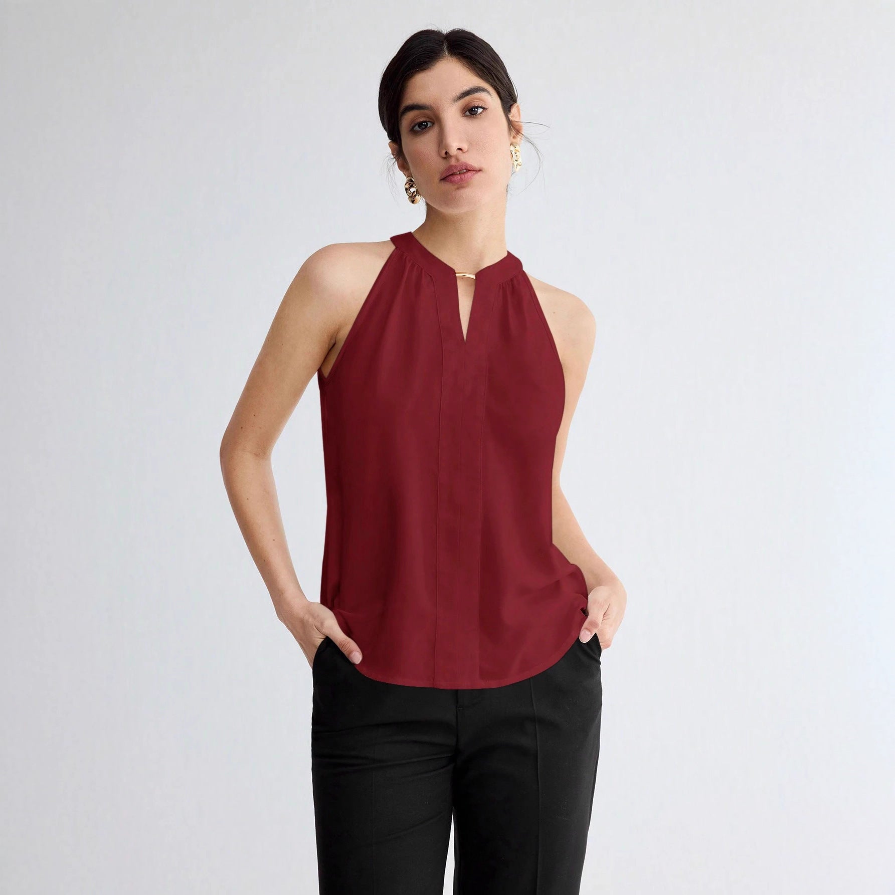 Commuting Essential Workplace Elegant And Versatile Sleeveless Halter Top