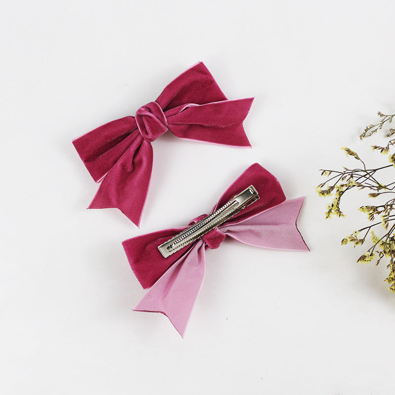 Vintage velvet bow hairpin