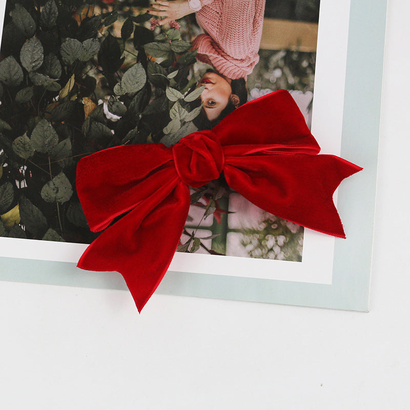 Vintage velvet bow hairpin