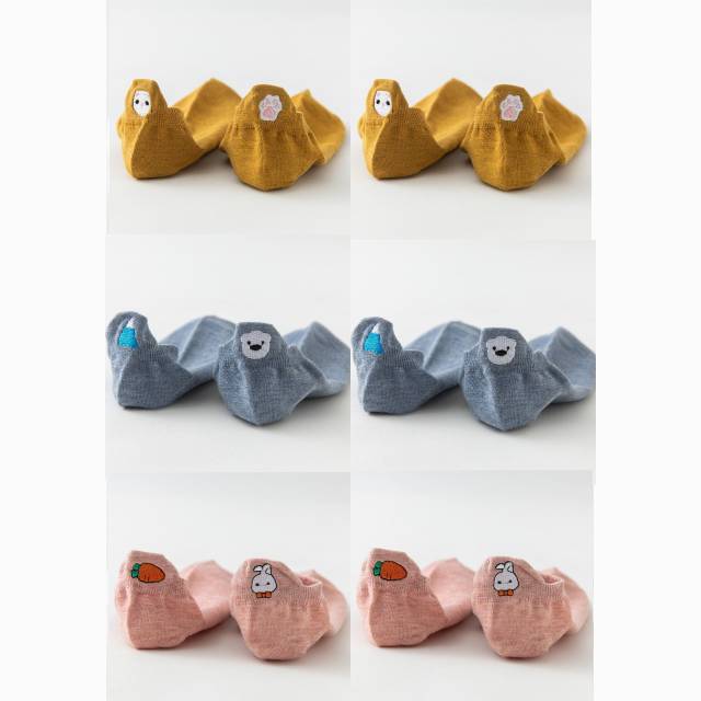 Four Seasons Style Cartoon Embroidered Ear Boat Socks Women