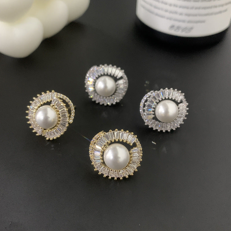 Micro Inlaid Zircon Exquisite And Versatile Niche Design Earrings