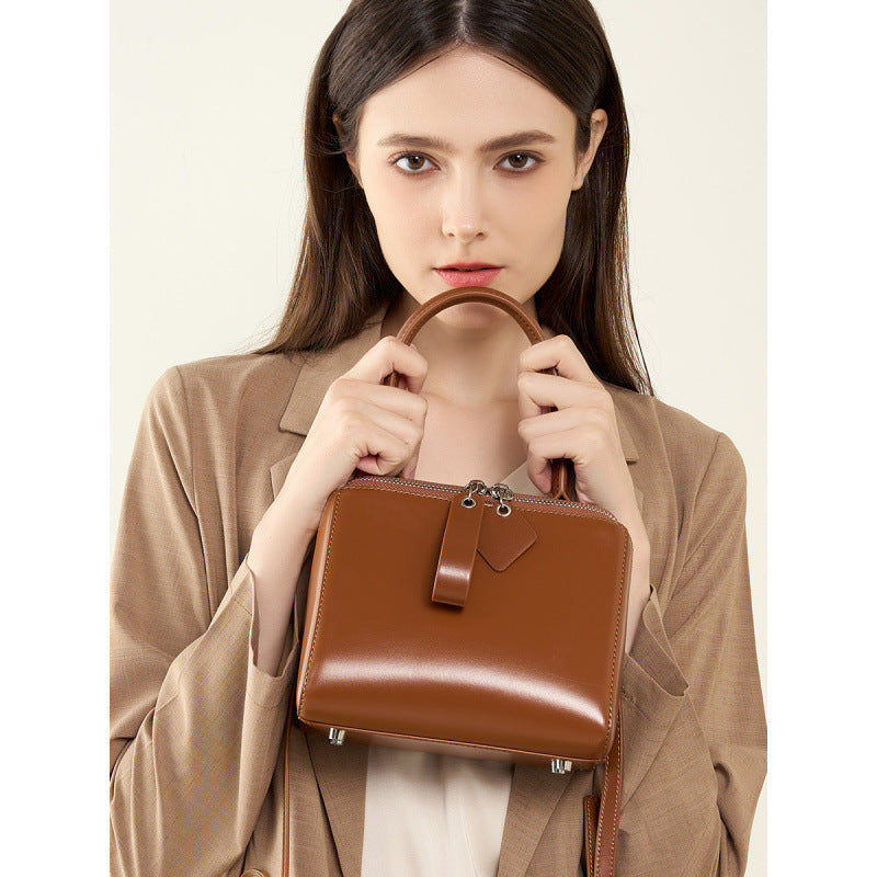 Versatile Leather Handbag New Popular