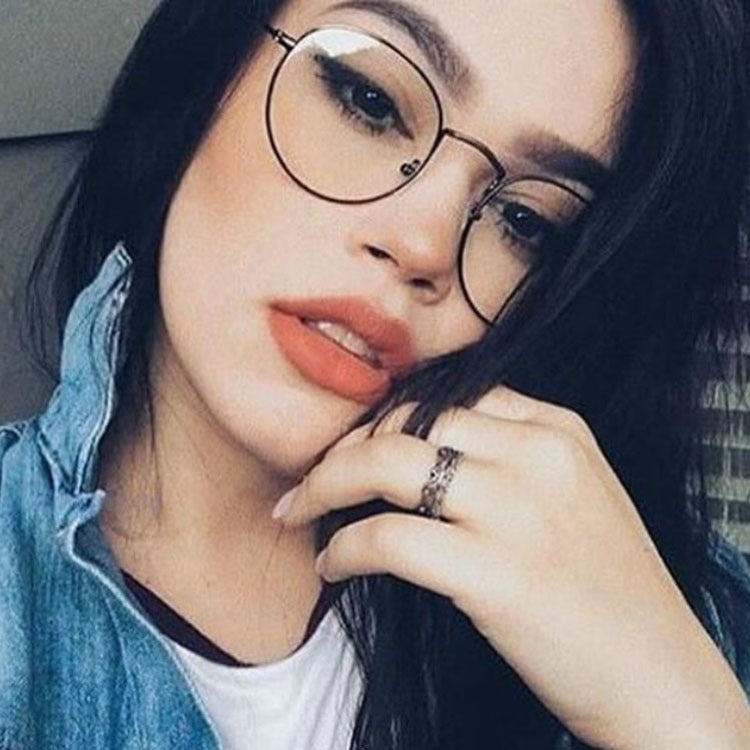 Vintage metal pattern glasses