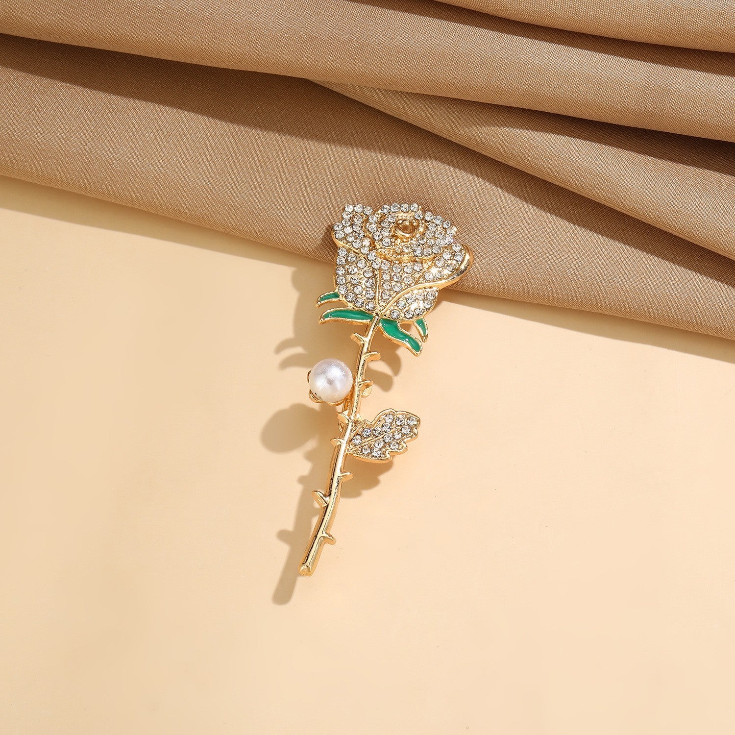 Seamless Anti-exposure Chest Pin With A Luxe Light- Luxury Vibe