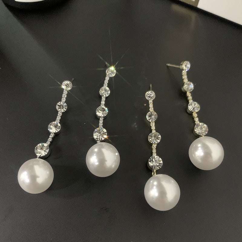 Long Style High-end And Atmospheric Earrings With Temperament