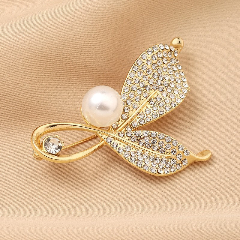 Seamless Anti-exposure Chest Pin With A Luxe Light- Luxury Vibe