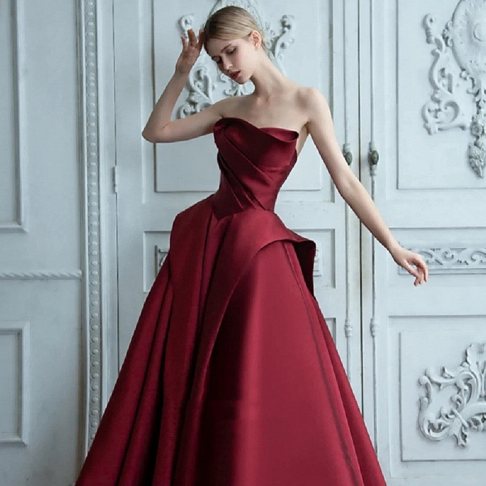 Vintage Fashion Bridal Burgundy Toast