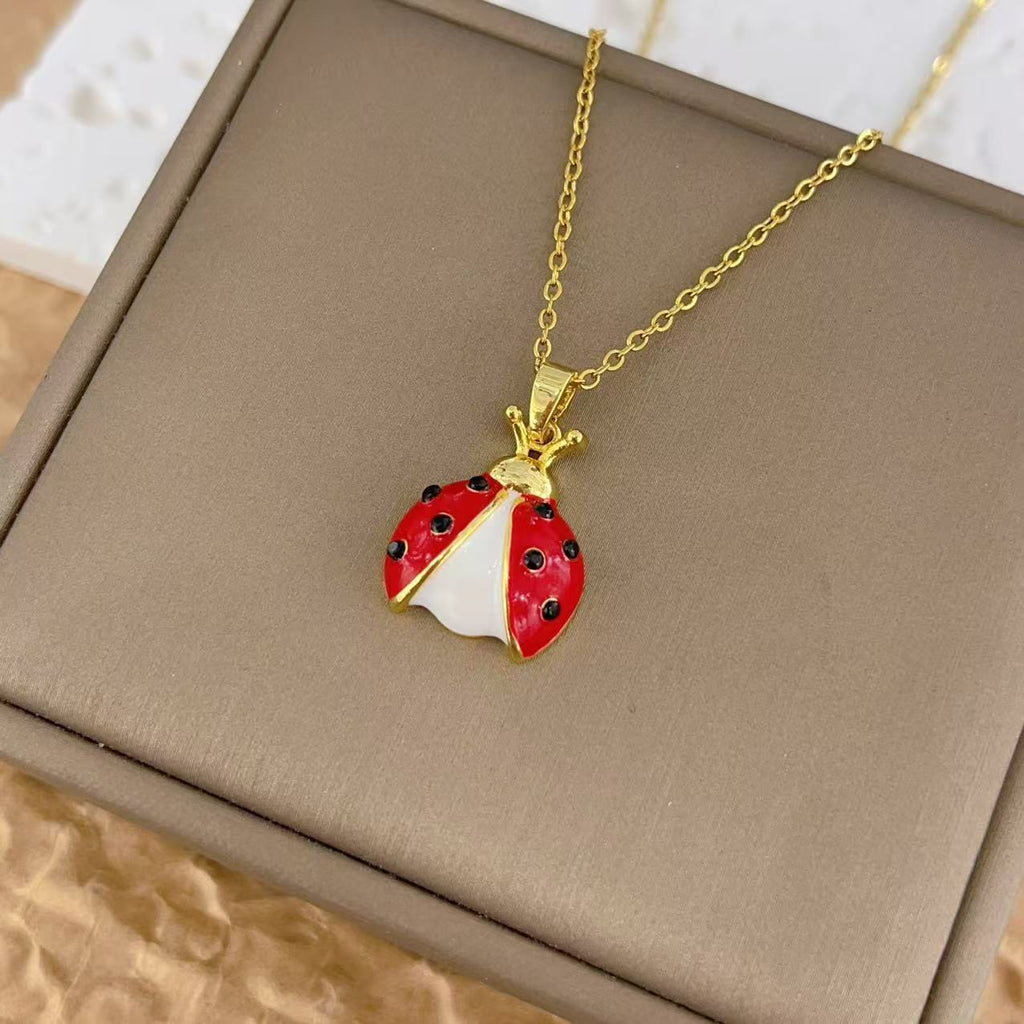 Personality Cartoon Beetle Necklace Seven-spotted Ladybug Pendant Necklace