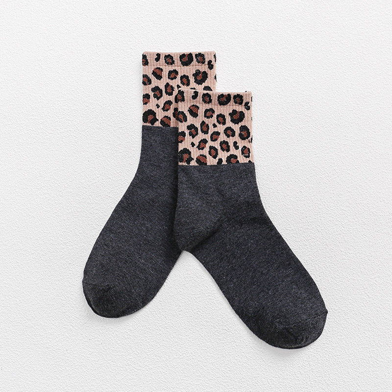 Mid-calf New Internet Hot Leopard Print Socks Women