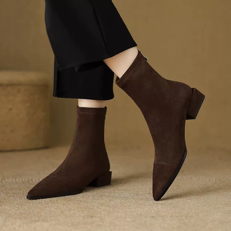 Stretchy Plus-size Fleece-lined Warm Pointed Suede Martin Boots