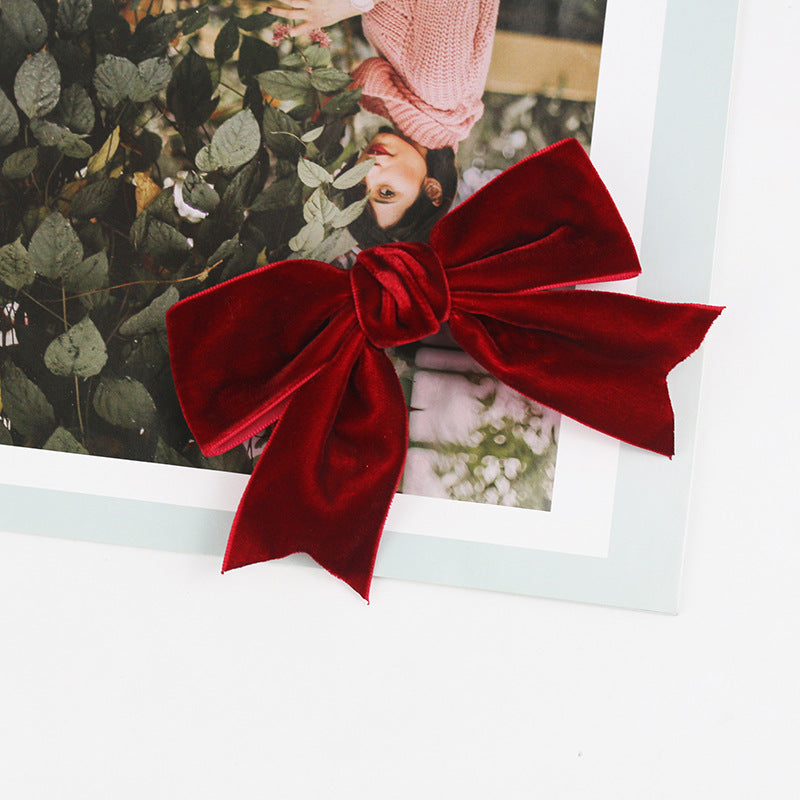 Vintage velvet bow hairpin