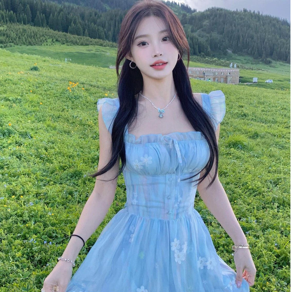 Stunning Resort-style Dress For Women