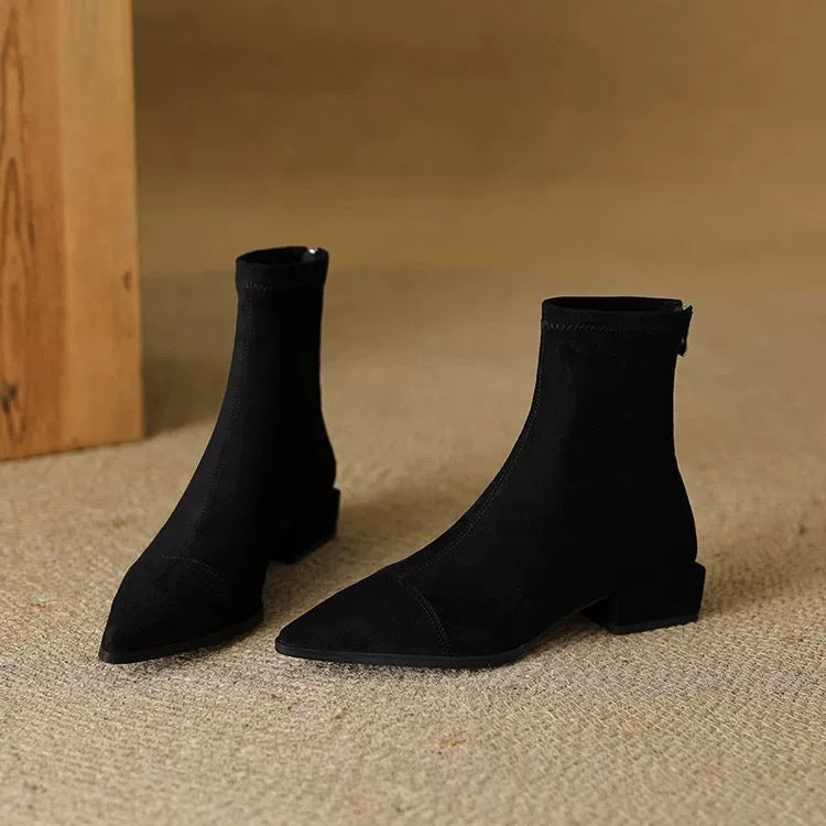 Stretchy Plus-size Fleece-lined Warm Pointed Suede Martin Boots