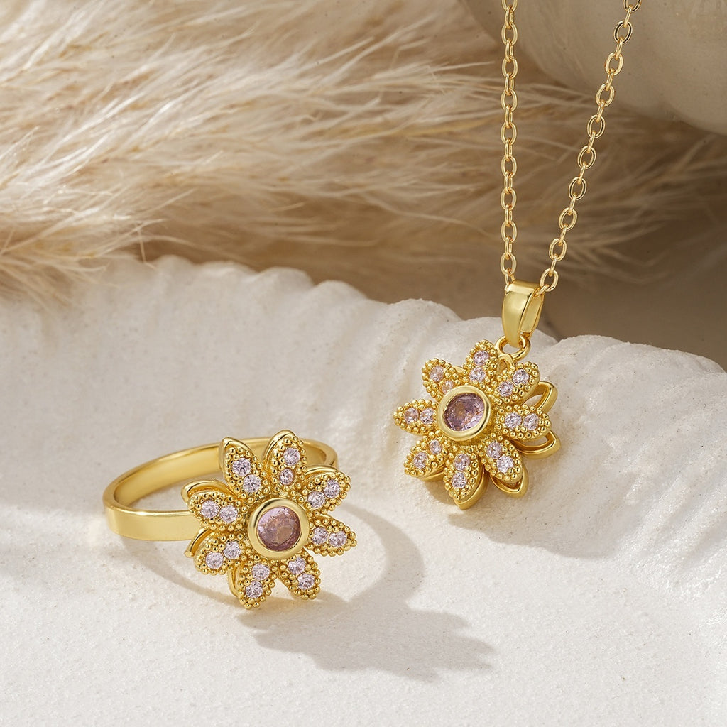 Free-spinning Five-petal Flower Open Ring Necklace