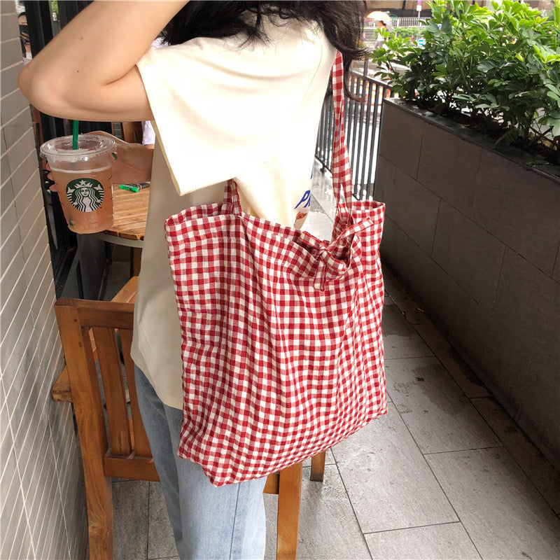 Summer New Red And White Plaid Girl's Heart Lace-up Cloth Bag