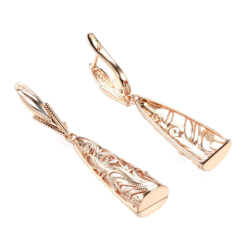 Court Retro Hollow-carved Earrings For Women