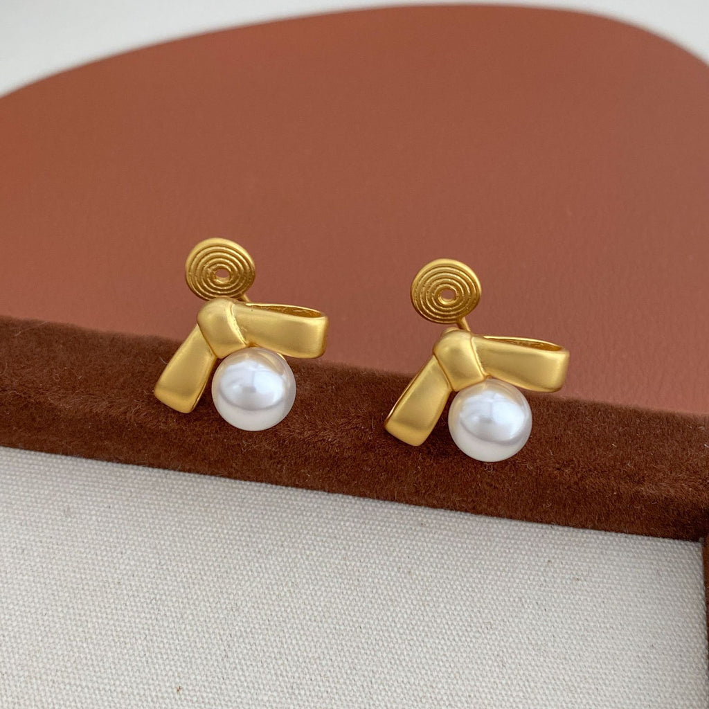 Matte Bow Pearl Luxury Temperament Earrings