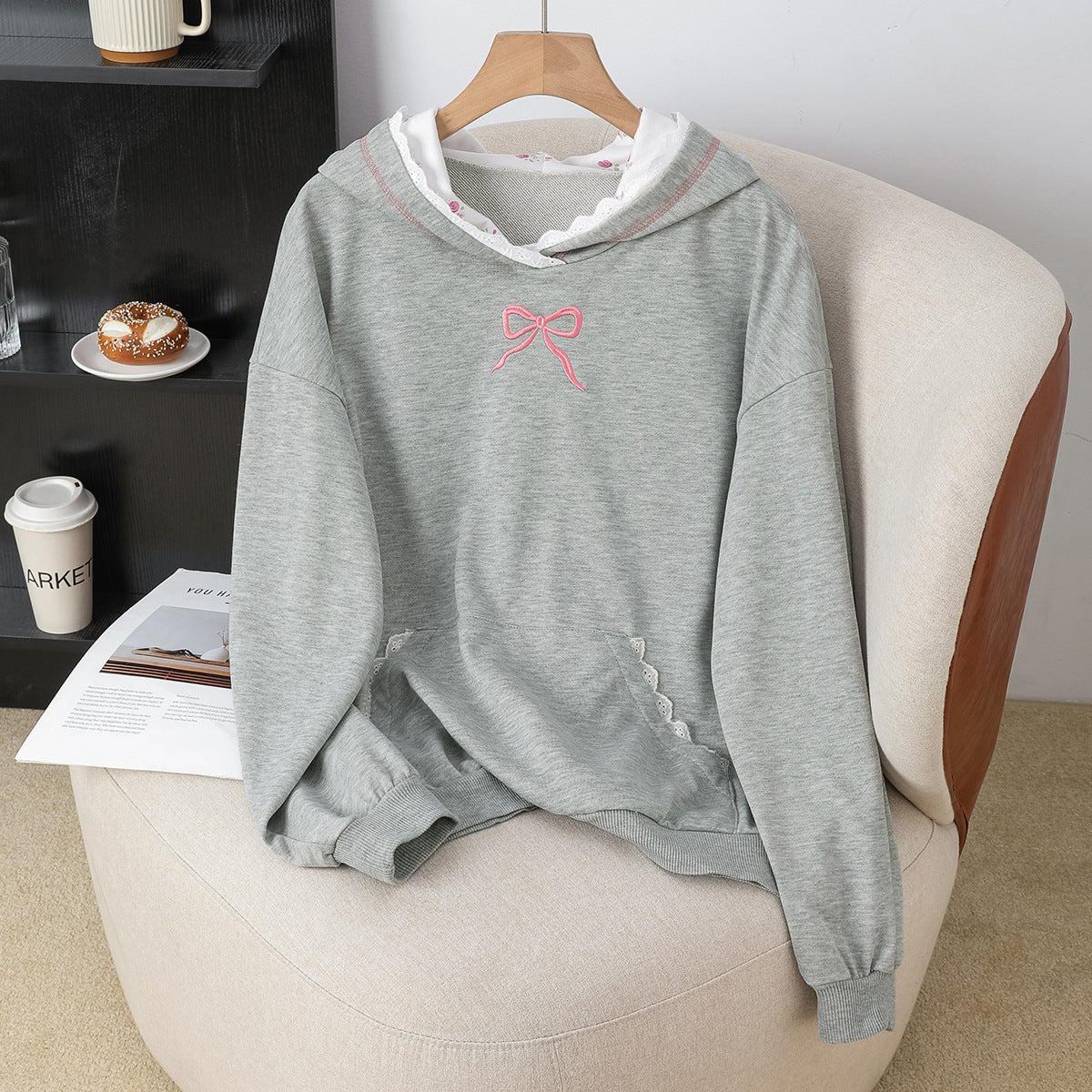 Lady's Color-block Lace Mid-length Sweatshirt