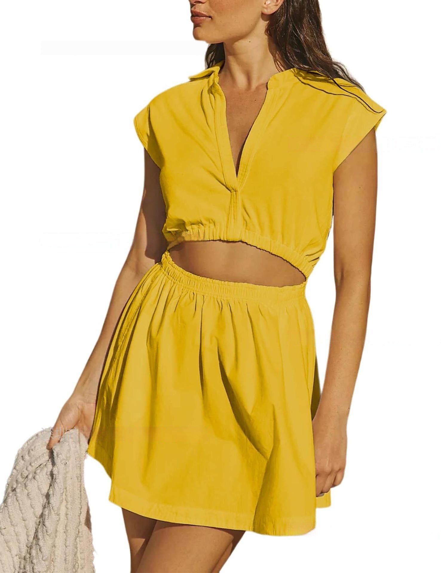 Womens V-neck Solid-Color Cleverly Defined Waistline Turn-Down Collar Midriff-Baring Short Dress