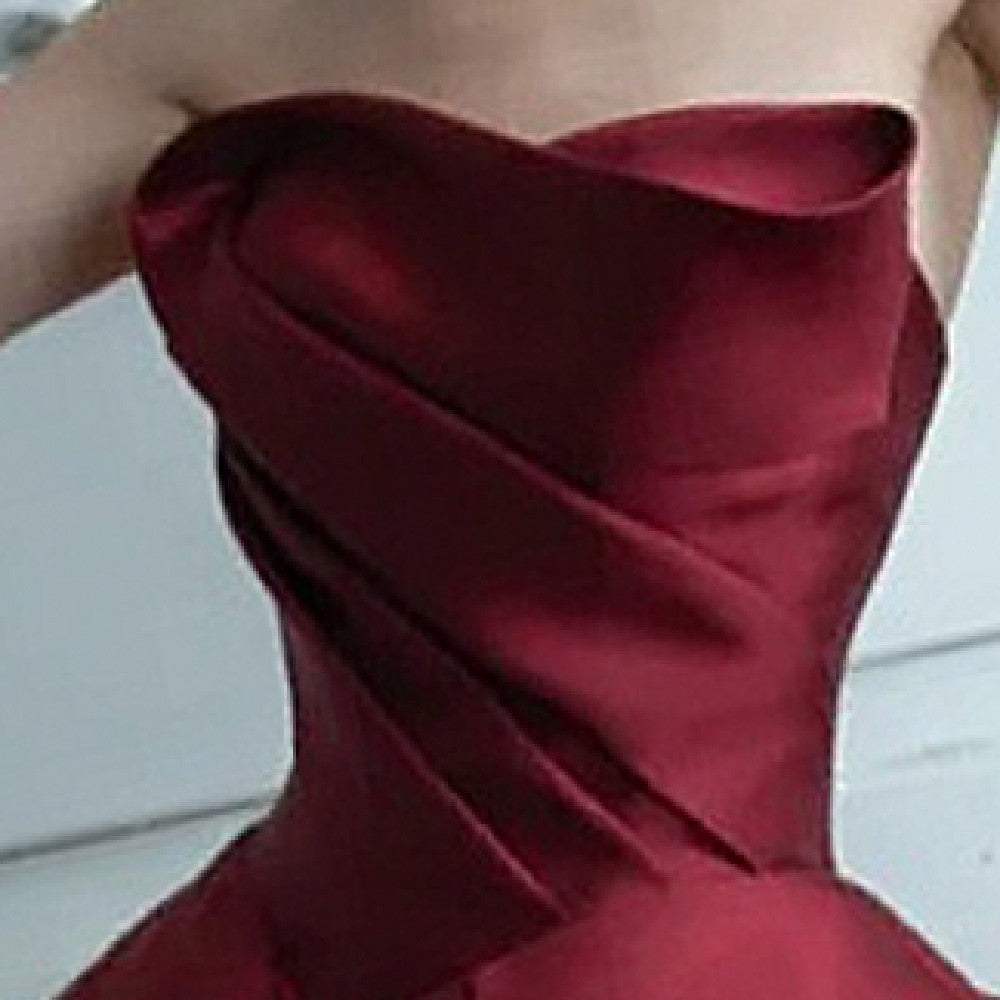 Vintage Fashion Bridal Burgundy Toast