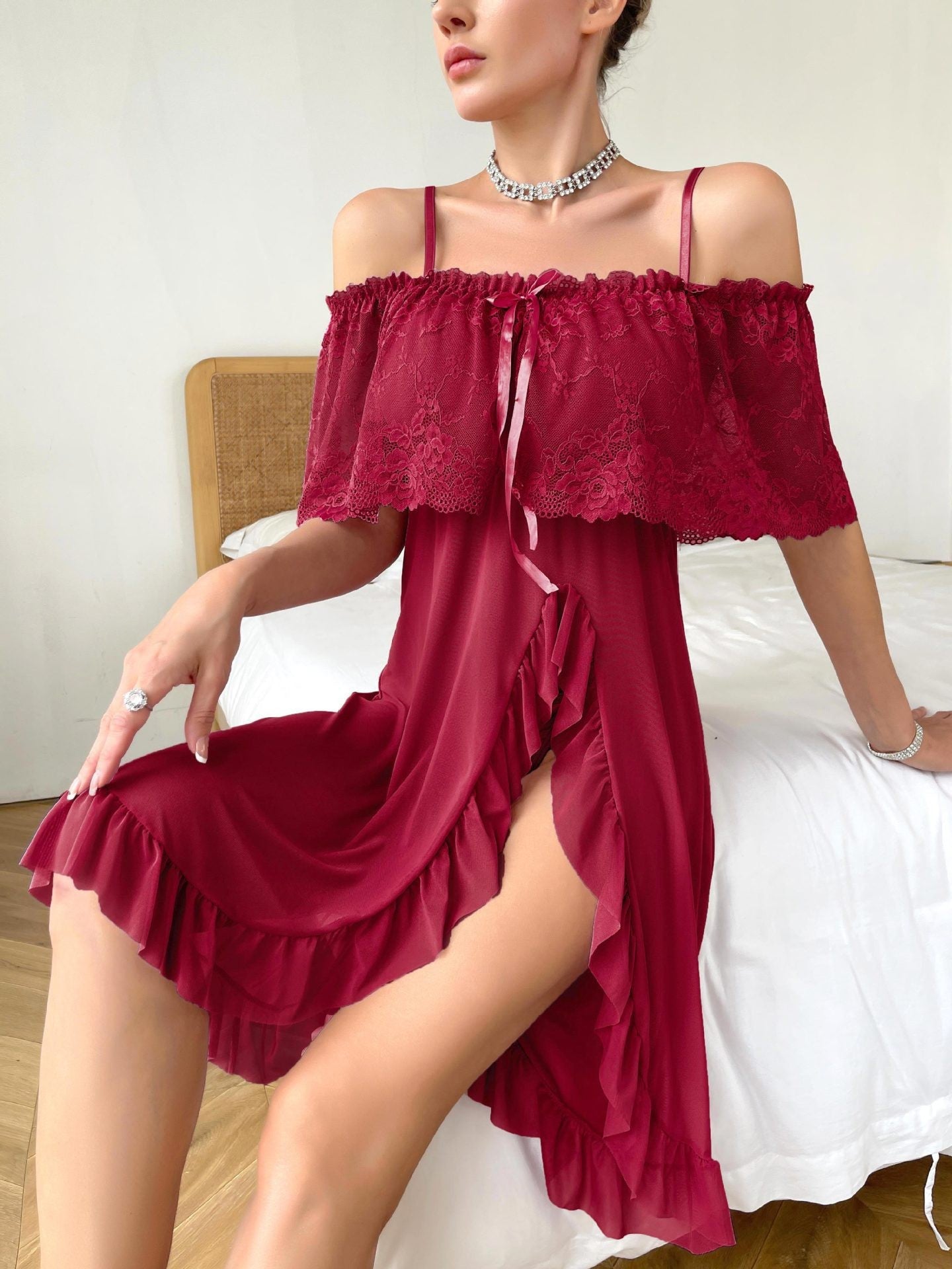 Womens Sheer Strap Off-Shoulder Dress