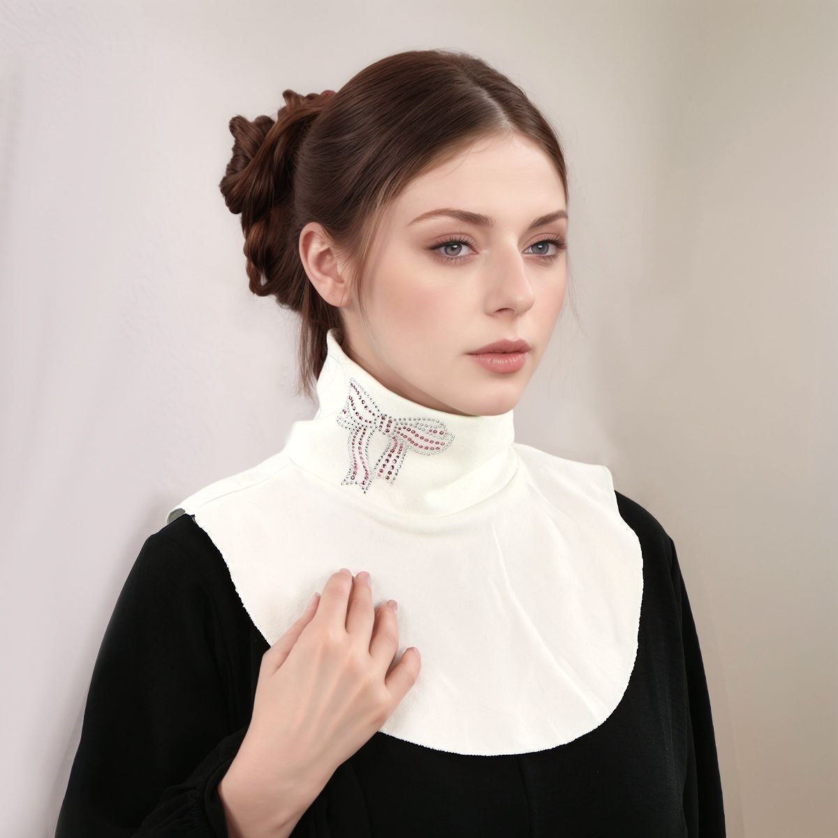 Polyester Diamond-embellished Bow Neck Scarf Woman
