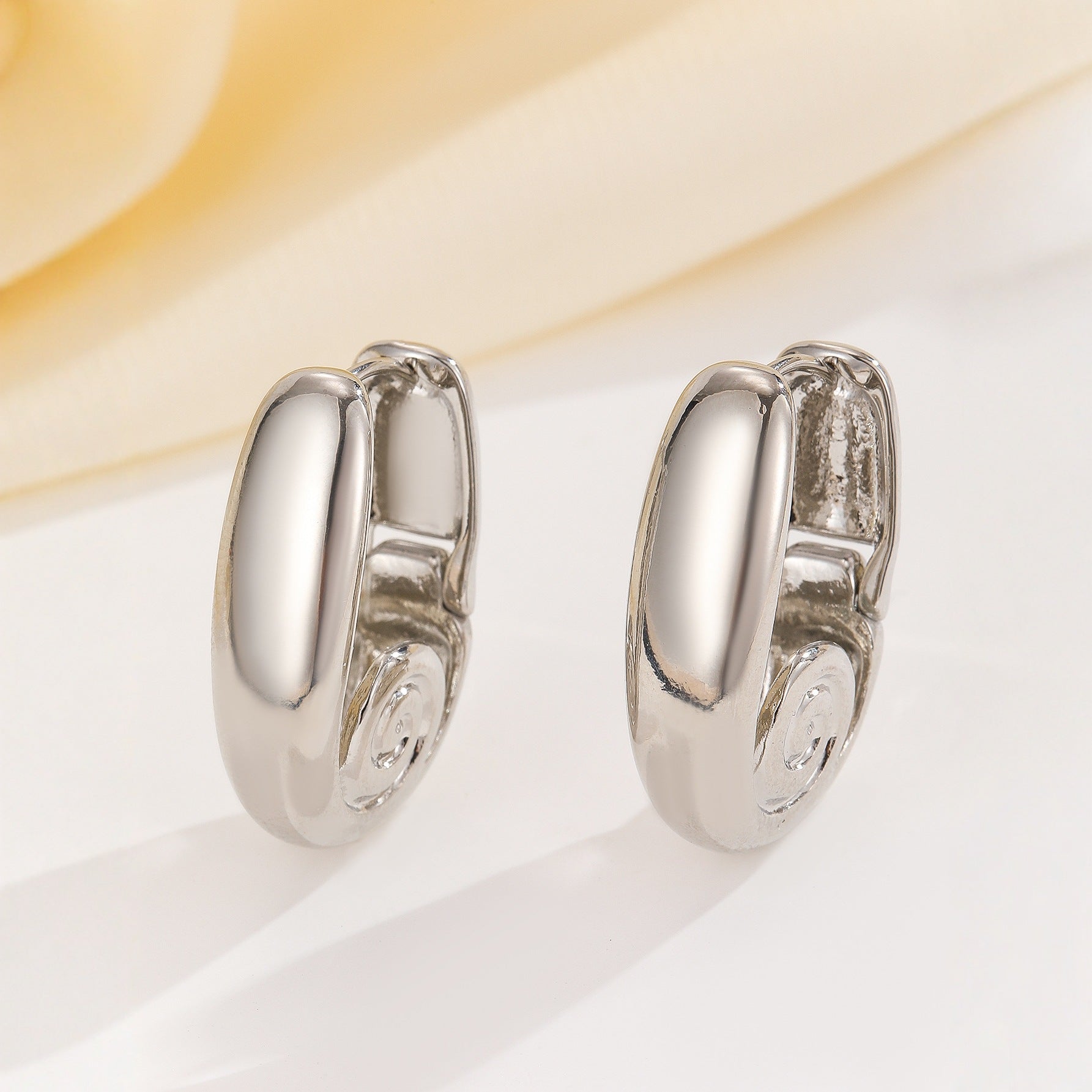 Women's Fashion New Trendy Unisex Design Earrings