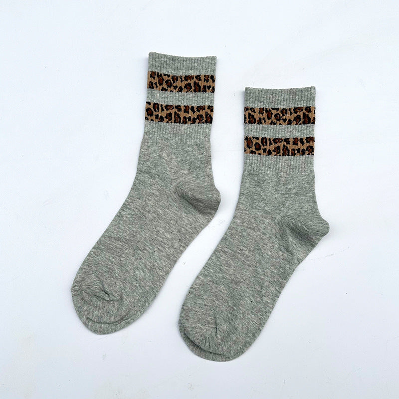 Mid-calf New Internet Hot Leopard Print Socks Women